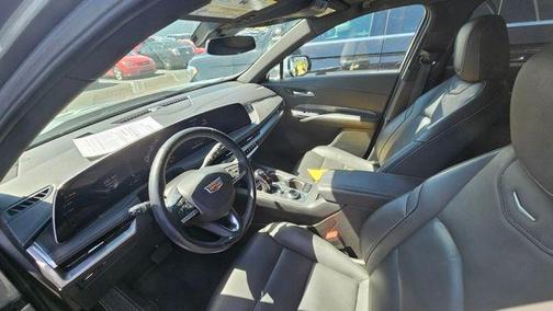 Silver Metallic 2025 Cadillac XT4 Premium Luxury