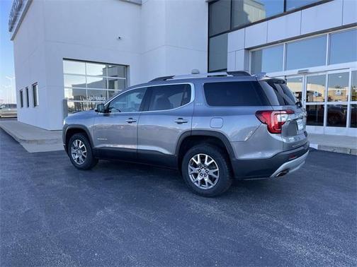 2021 GMC Acadia SLT