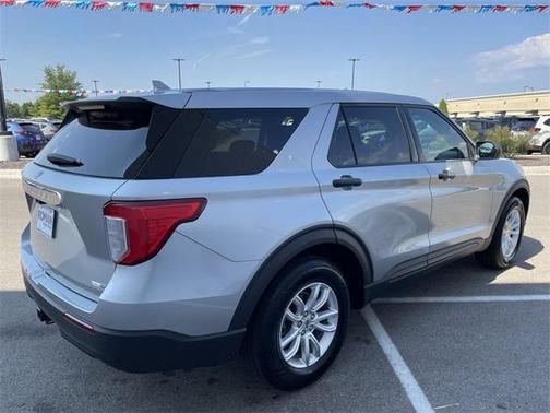 2020 Ford Explorer Base