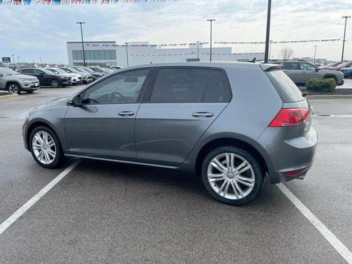 2015 Volkswagen Golf TDI SE 4-Door
