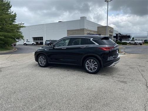 2024 INFINITI QX50 Luxe