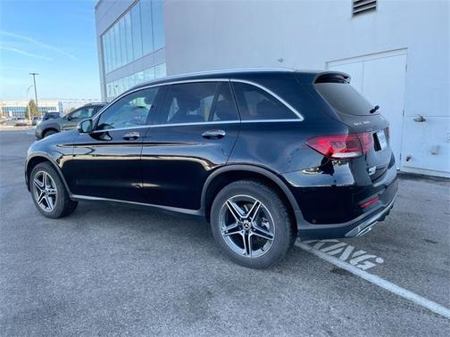 2021 Mercedes-Benz GLC 300 Base 4MATIC