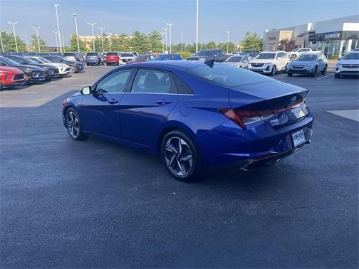 2021 Hyundai ELANTRA SEL