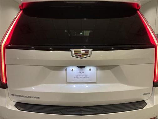 2022 Cadillac Escalade ESV Sport