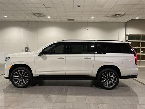 2022 Cadillac Escalade ESV Sport