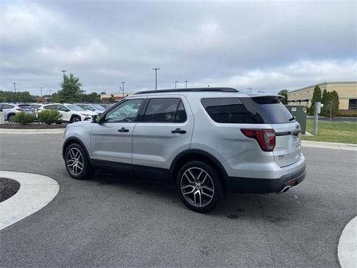 2017 Ford Explorer sport