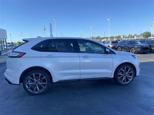 2017 Ford Edge Sport