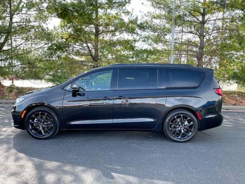 2022 Chrysler Pacifica Limited