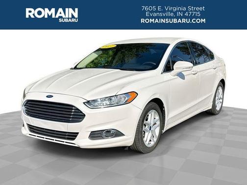 White 2014 Ford Fusion SE