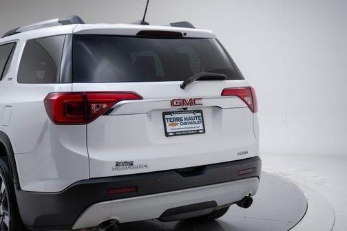 White Frost Tri-Coat 2019 GMC Acadia SLT-2