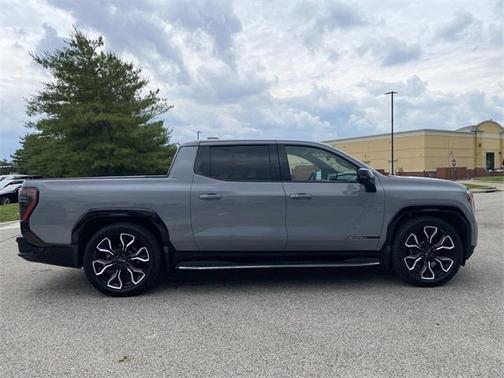 2024 GMC Sierra EV Denali