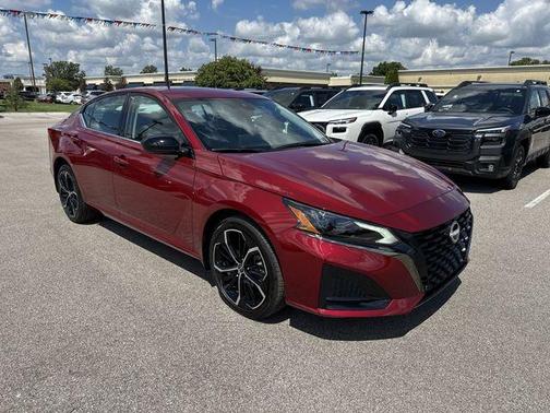 Scarlet Ember 2025 Nissan Altima SR