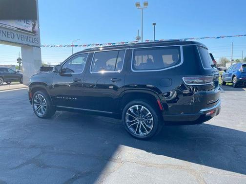 2023 Jeep Grand Wagoneer Series III