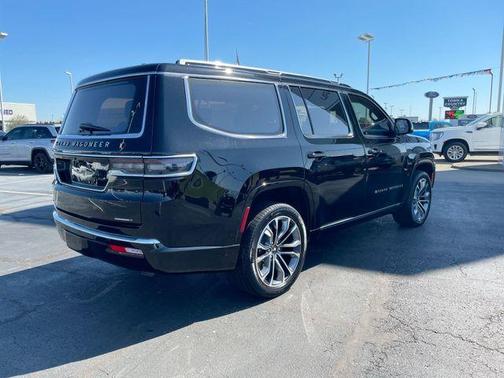 2023 Jeep Grand Wagoneer Series III