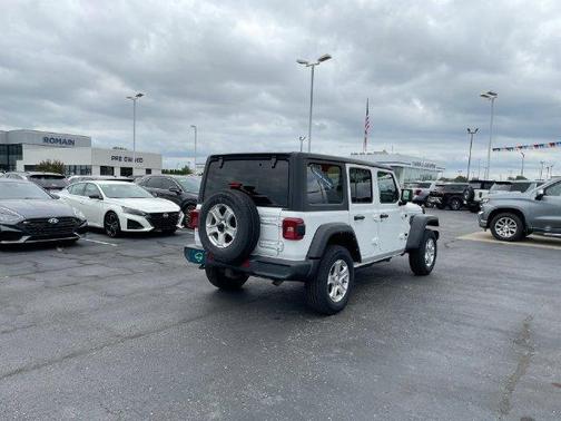 Bright White Clearcoat 2021 Jeep Wrangler Unlimited Sport