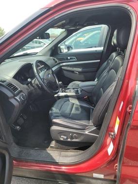 Ruby Red Metallic Tinted Clearcoat 2017 Ford Explorer XLT