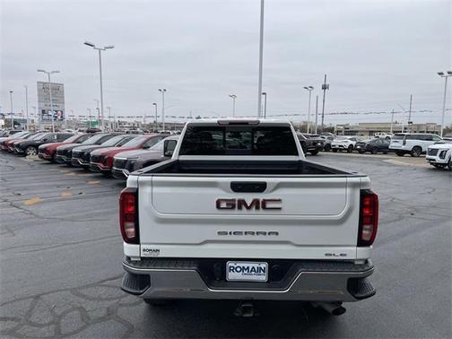 2024 GMC Sierra 2500 SLE