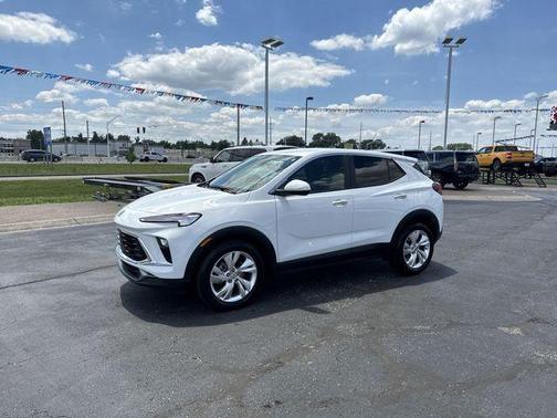 Summit White 2025 Buick Encore GX Preferred