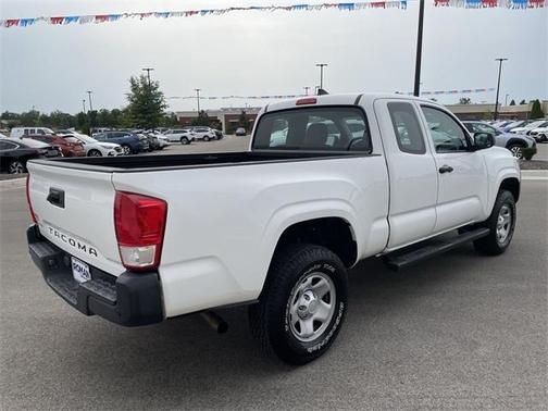 2017 Toyota Tacoma SR