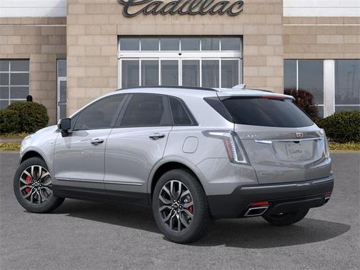 2025 Cadillac XT5 Sport