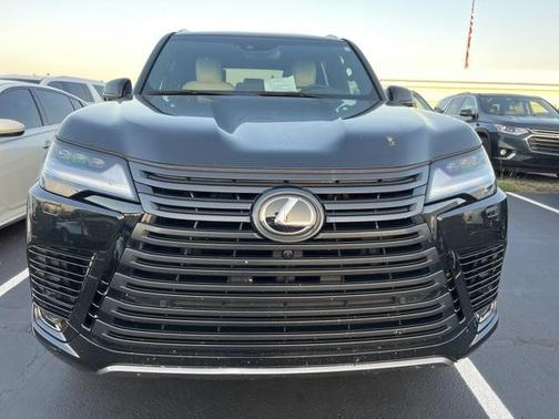2022 Lexus LX 600 Luxury