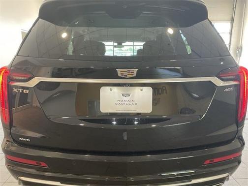 2024 Cadillac XT6 Premium Luxury AWD