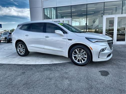2024 Buick Enclave Avenir