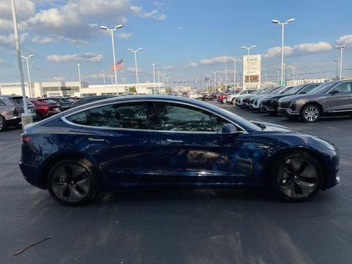 Deep Blue Metallic 2018 Tesla Model 3 Long Range