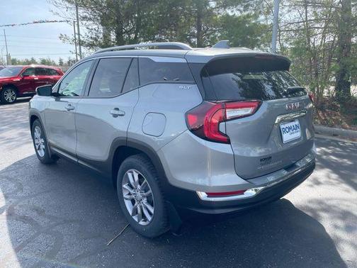 Sterling 2023 GMC Terrain SLT