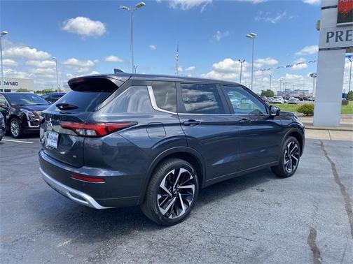 2024 Mitsubishi Outlander SE