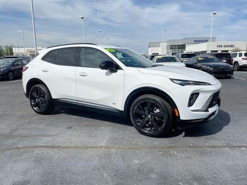 Summit White 2025 Buick Envision Sport Touring