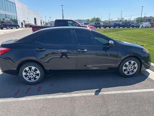 Black 2017 Toyota Corolla LE