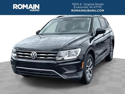 Deep Black Pearl Effect 2019 Volkswagen Tiguan 2.0T SE