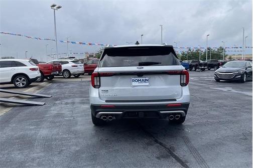 2025 Ford Explorer Platinum