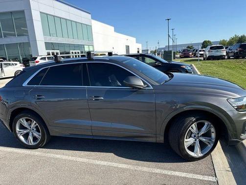 Samurai Gray Metallic 2019 Audi Q8 3.0T Prestige