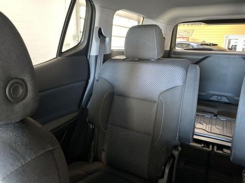 Midnight Blue Metallic 2022 GMC Acadia SLE