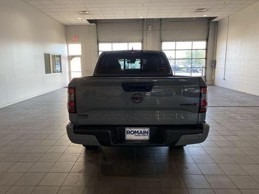 2024 Nissan Frontier PRO-X