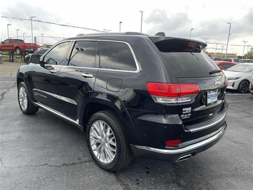 2018 Jeep Grand Cherokee Summit