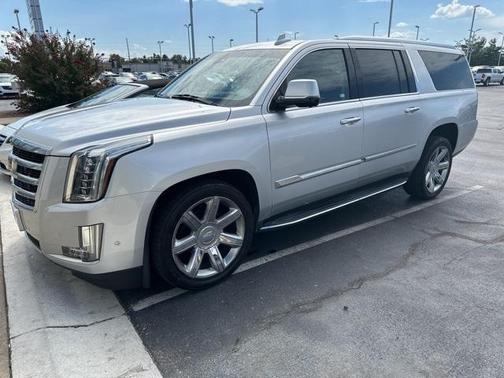 2020 Cadillac Escalade ESV Luxury