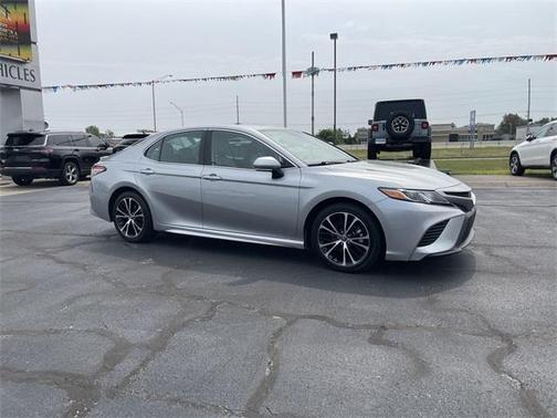 2019 Toyota Camry SE