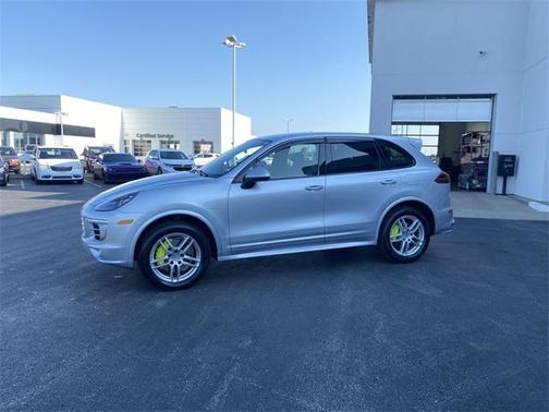 2017 Porsche Cayenne E-Hybrid S
