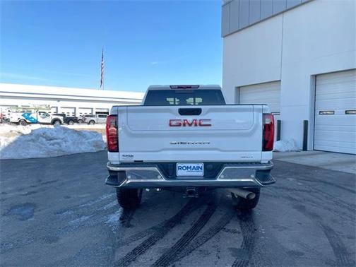 2024 GMC Sierra 2500 SLT