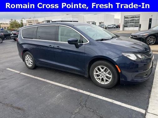 2017 Chrysler Pacifica Touring