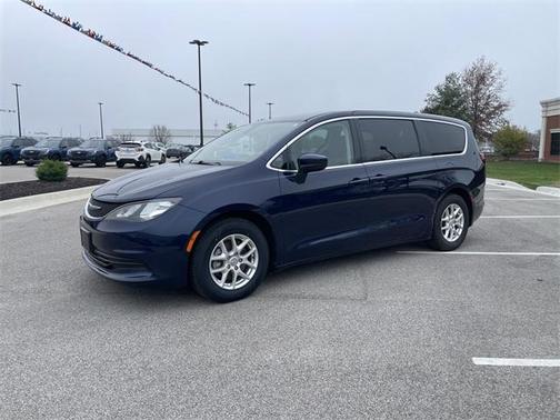 2017 Chrysler Pacifica Touring