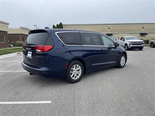 2017 Chrysler Pacifica Touring