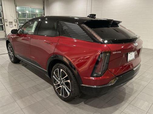 2026 Cadillac OPTIQ Premium Sport