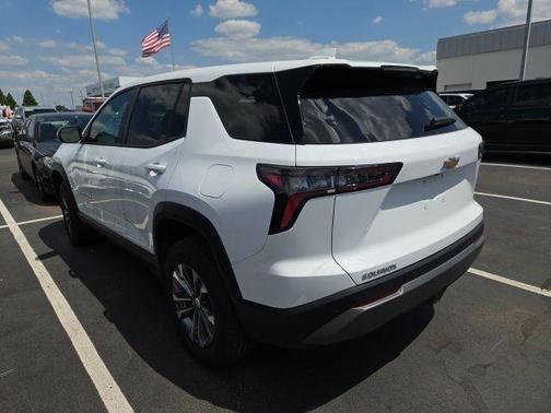 Summit White 2026 Chevrolet Equinox LT