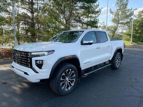 2023 GMC Canyon Denali