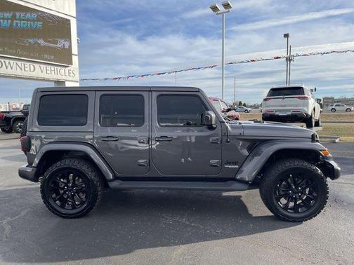 2021 Jeep Wrangler Unlimited Sahara Altitude