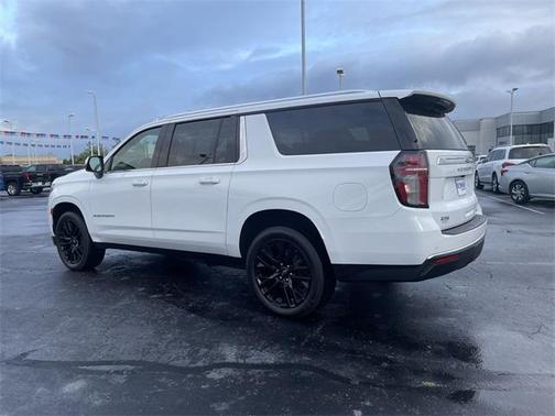2021 Chevrolet Suburban LT